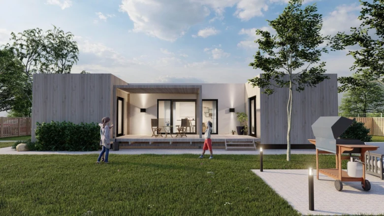 Moderní modulový dům s dřevěnou fasádou, terasou a zahradou.