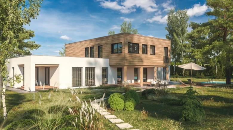 Moderní luxusní dům s dřevěnou fasádou a bazénem v zeleném prostředí.