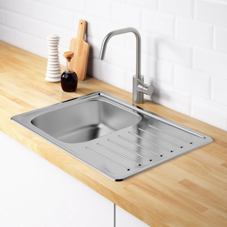 Stainless steel kitchen sink with drainer