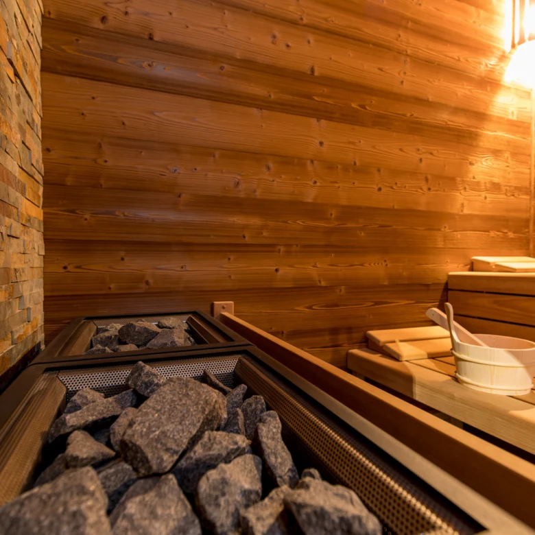 Sauna s kameny v bazénu Teplice