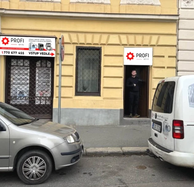 Vchod do servisu PROFI s opravou praček v Praze 6.
